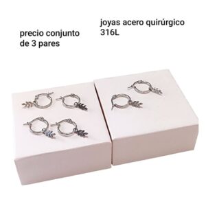 Aros LucMD. Argollitas con dijes hojitas. Conjunto de 3 pares.