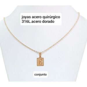 Conjunto LucMD: cadena con dije inicial E..