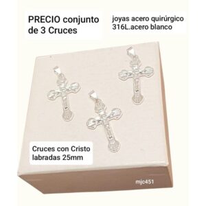 Dijes MJC 451. Cruz con Cristo. Conjunto de 3 unidades.