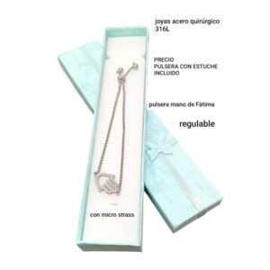 Pulsera con dije mano de Fátima en estuche.
