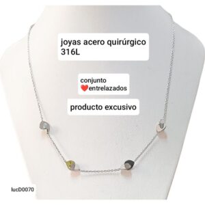Conjunto LucMD 0070. Cadena con corazones.