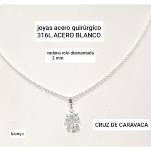 Conjunto LucMJC. Cadena con dije cruz de caravaca