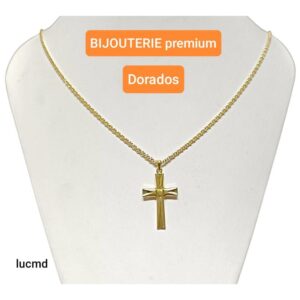 Conjunto LucMD. Cadena con dije cruz.