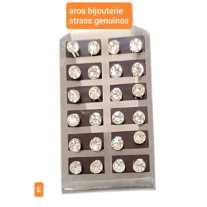 Aros strass transparentes. Blister completo.