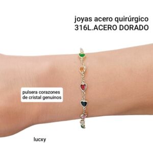 Pulsera con corazones cristal multicolores.