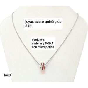 Conjunto dona con microperlas rojo.